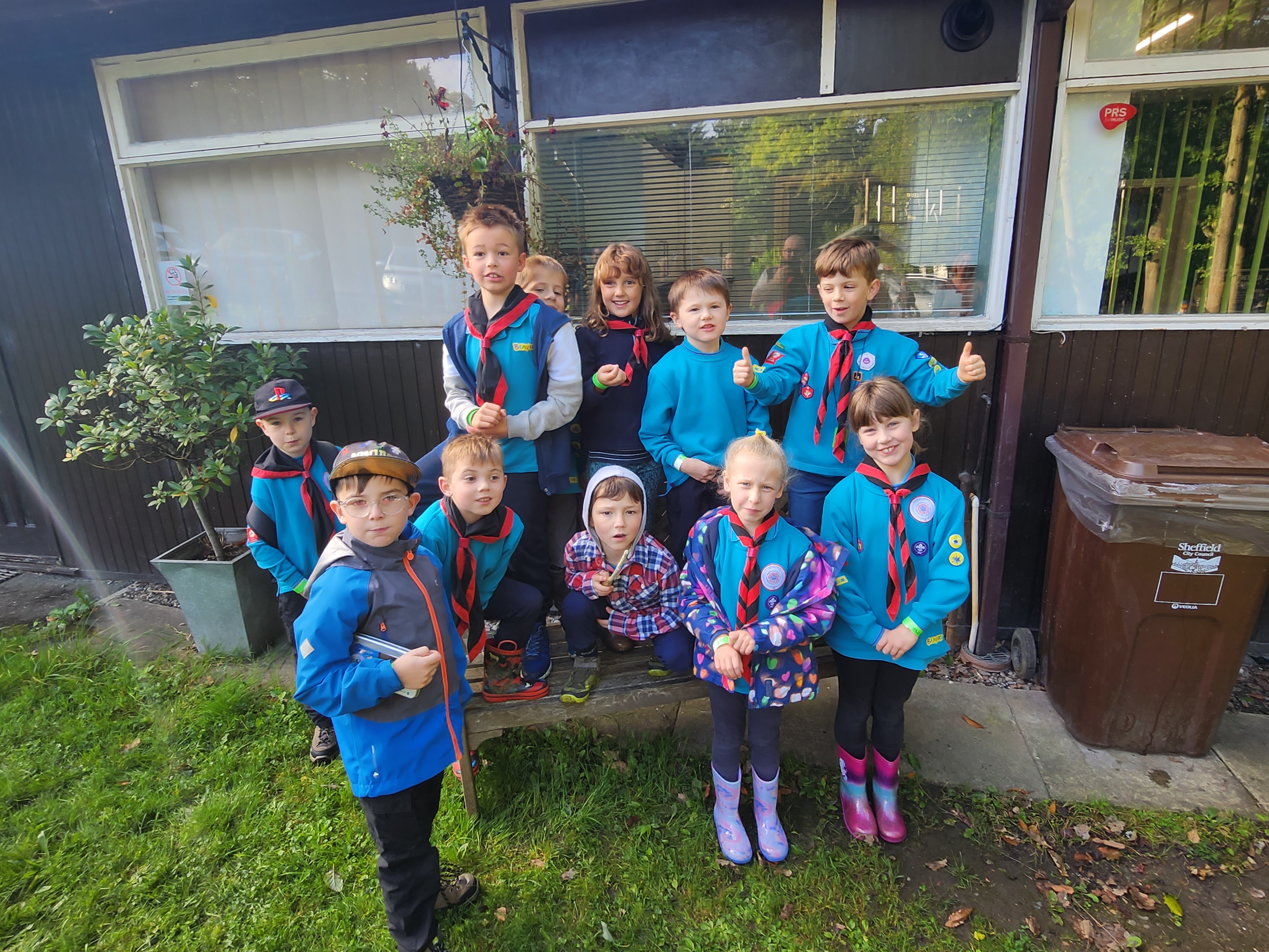 Beavers making scout promise in scout hall
